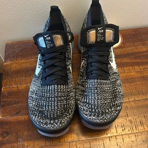 Nike vapor max size 10.5